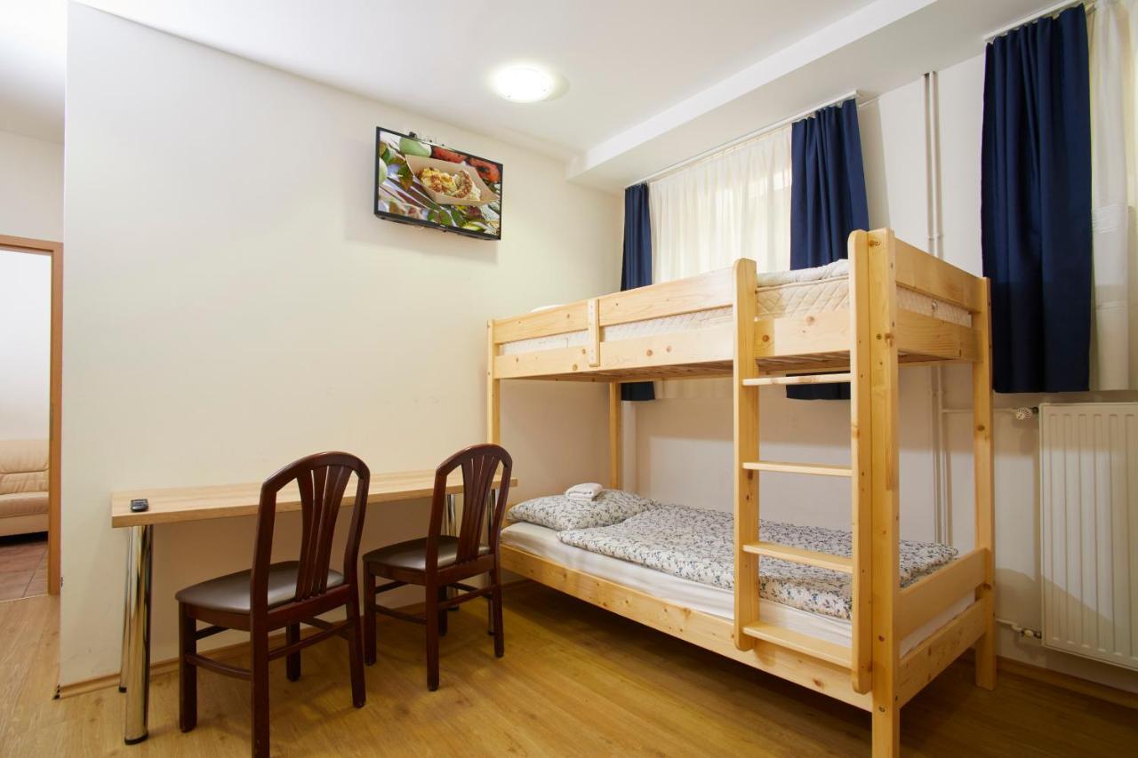 Hostel Delalut Ravne na Koroskem المظهر الخارجي الصورة
